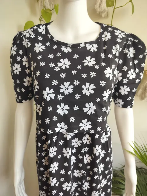 Maternity Maxi - Knee Length - Black floral